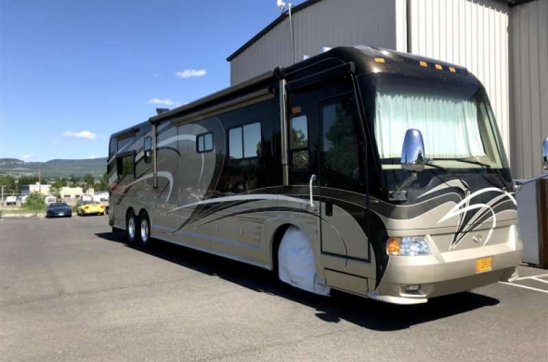 Exterior photo of 2006 INTRIGUE OVATION 42'