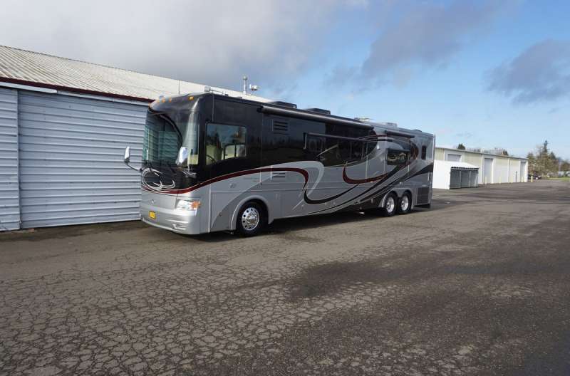 Exterior photo of 2009 INSPIRE VENICE 42'