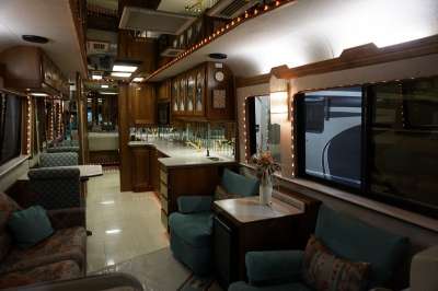Addtional photo of 1992 COUNTRY COACH CONCEPT 40'