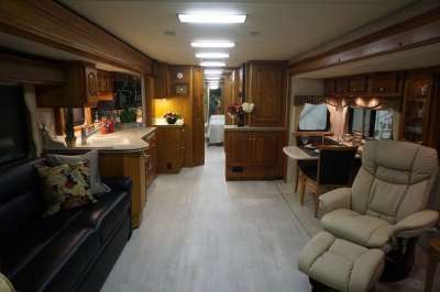 Addtional photo of 2004 INTRIGUE SUITE SERENADE