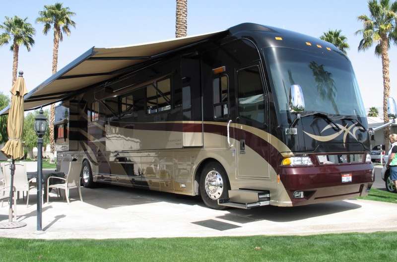 Exterior photo of 2008 MAGNA GALILEO
