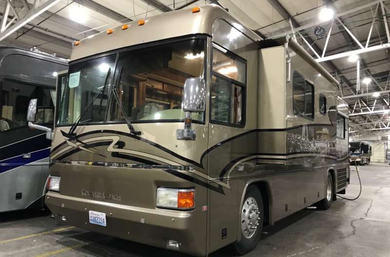 Exterior photo of 2002 ALLURE SPRINGS PORT 32'