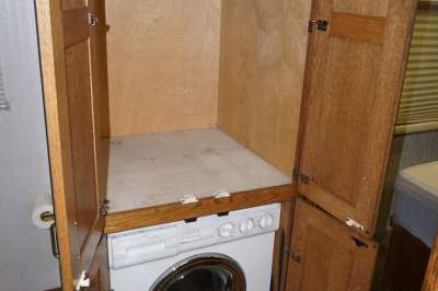 Addtional photo of 1998 INTRIGUE WISTERIA 40'