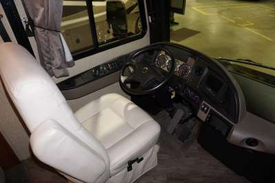 Addtional photo of 2017 PACE ARROW DIESEL 35M