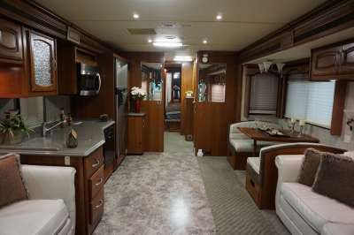 Addtional photo of 2006 FLEETWOOD PROVIDENCE 39L