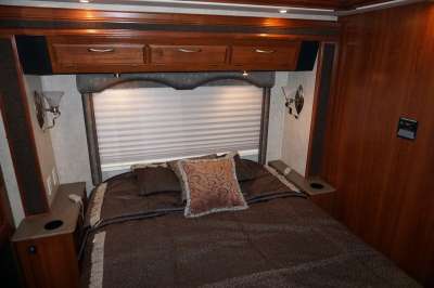 Addtional photo of 2006 FLEETWOOD PROVIDENCE 39L