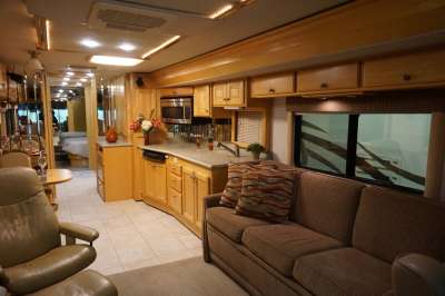 Addtional photo of 2002 ALLURE CROWN POINT 40'
