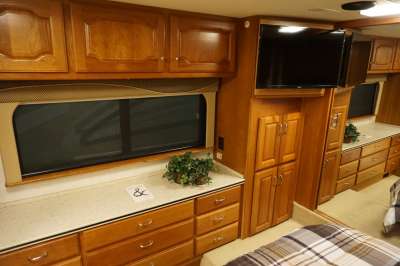 Addtional photo of 2003 INTRIGUE SUITE SENSATION 40'