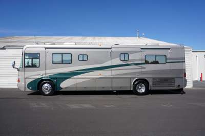 Addtional photo of 2002 INTRIGUE EVENING STAR 36'