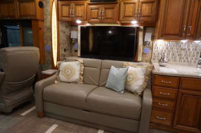 Addtional photo of 2016 NEWMAR MOUNTAIN AIRE 4553
