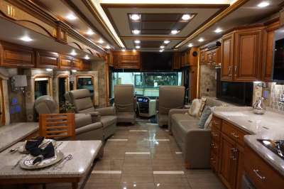 Addtional photo of 2016 NEWMAR MOUNTAIN AIRE 4553
