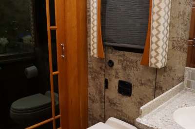 Addtional photo of 2016 NEWMAR MOUNTAIN AIRE 4553