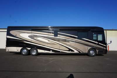 Addtional photo of 2016 NEWMAR MOUNTAIN AIRE 4553
