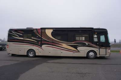 Addtional photo of 2008 MONACO CAMELOT 40PDQ