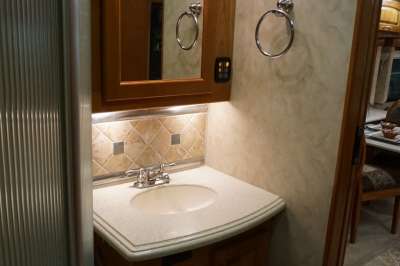 Addtional photo of 2008 MONACO CAMELOT 40PDQ