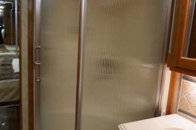 Addtional photo of 2008 MONACO CAMELOT 40PDQ