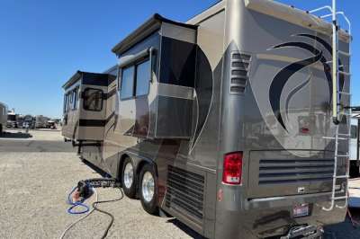 Addtional photo of 2005 ALLURE HOOD RIVER 40'