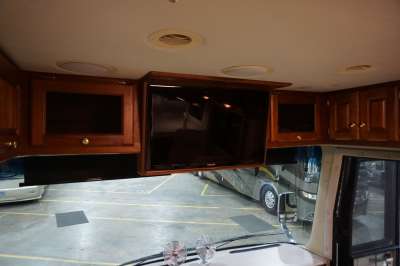 Addtional photo of 2003 MONACO WINDSOR 38'