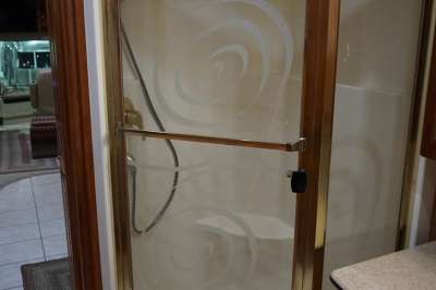 Addtional photo of 2005 ALLURE HOOD RIVER 40'