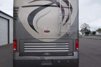Addtional photo of 2005 ALLURE HOOD RIVER 40'