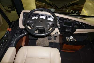 Addtional photo of 2013 AMERICAN COACH TRADITION 42'