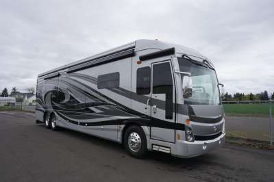 Addtional photo of 2013 AMERICAN COACH TRADITION 42'