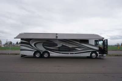 Addtional photo of 2013 AMERICAN COACH TRADITION 42'