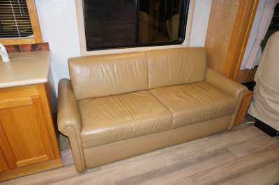 Addtional photo of 2002 ALLURE SUNRIVER 36'