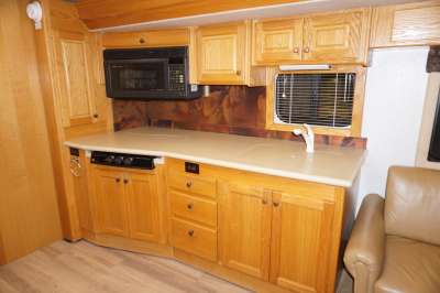 Addtional photo of 2002 ALLURE SUNRIVER 36'