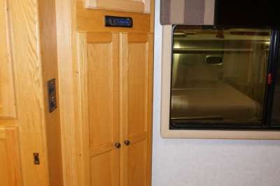 Addtional photo of 2002 ALLURE SUNRIVER 36'