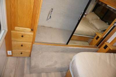 Addtional photo of 2002 ALLURE SUNRIVER 36'