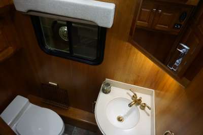 Addtional photo of 2002 AFFINITY BED & BREAKFAST 42'