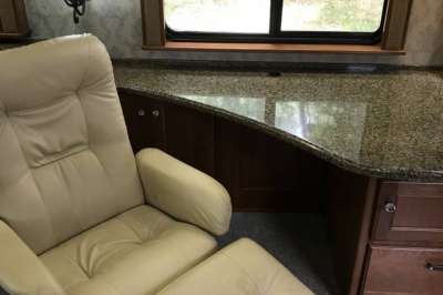 Addtional photo of 2009 ALLURE CRANE PRAIRIE 45