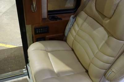 Addtional photo of 2007 INTRIGUE OVATION 42'