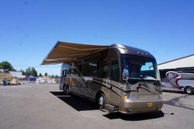 Addtional photo of 2005 MAGNA VAN GOGH 42'
