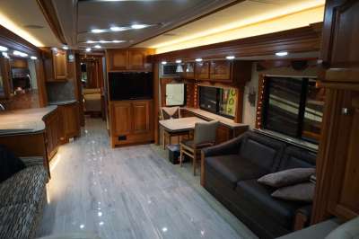 Addtional photo of 2005 MAGNA VAN GOGH 42'