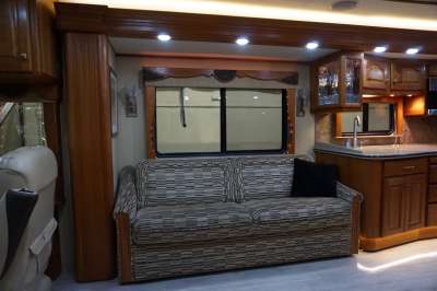 Addtional photo of 2005 MAGNA VAN GOGH 42'