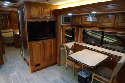 Addtional photo of 2005 MAGNA VAN GOGH 42'