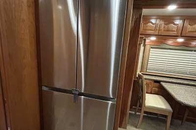 Addtional photo of 2008 ALLURE HOOD RIVER 40'