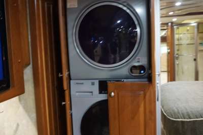 Addtional photo of 2008 INTRIGUE OVATION 42'