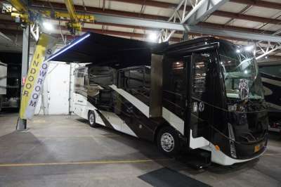Addtional photo of 2021 TIFFIN ALLEGRO BREEZE 33'