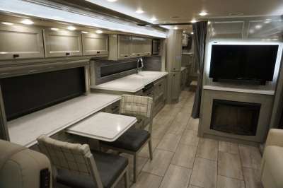 Addtional photo of 2021 TIFFIN ALLEGRO BREEZE 33'