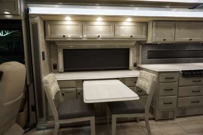 Addtional photo of 2021 TIFFIN ALLEGRO BREEZE 33'