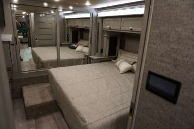 Addtional photo of 2021 TIFFIN ALLEGRO BREEZE 33'