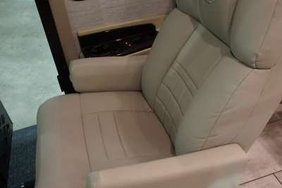 Addtional photo of 2021 TIFFIN ALLEGRO BREEZE 33'