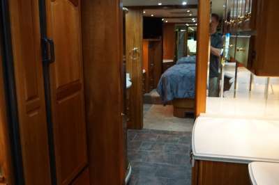 Addtional photo of 2002 MAGNA RESORT 42'