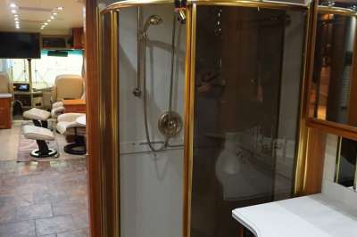 Addtional photo of 2002 MAGNA RESORT 42'