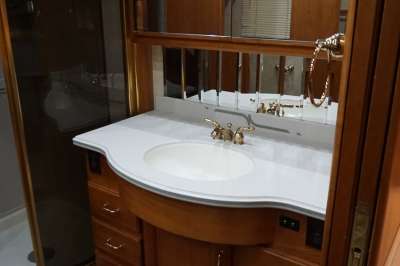 Addtional photo of 2002 MAGNA RESORT 42'