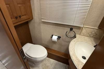 Addtional photo of 2010 MAGNA VIVALDI 45'