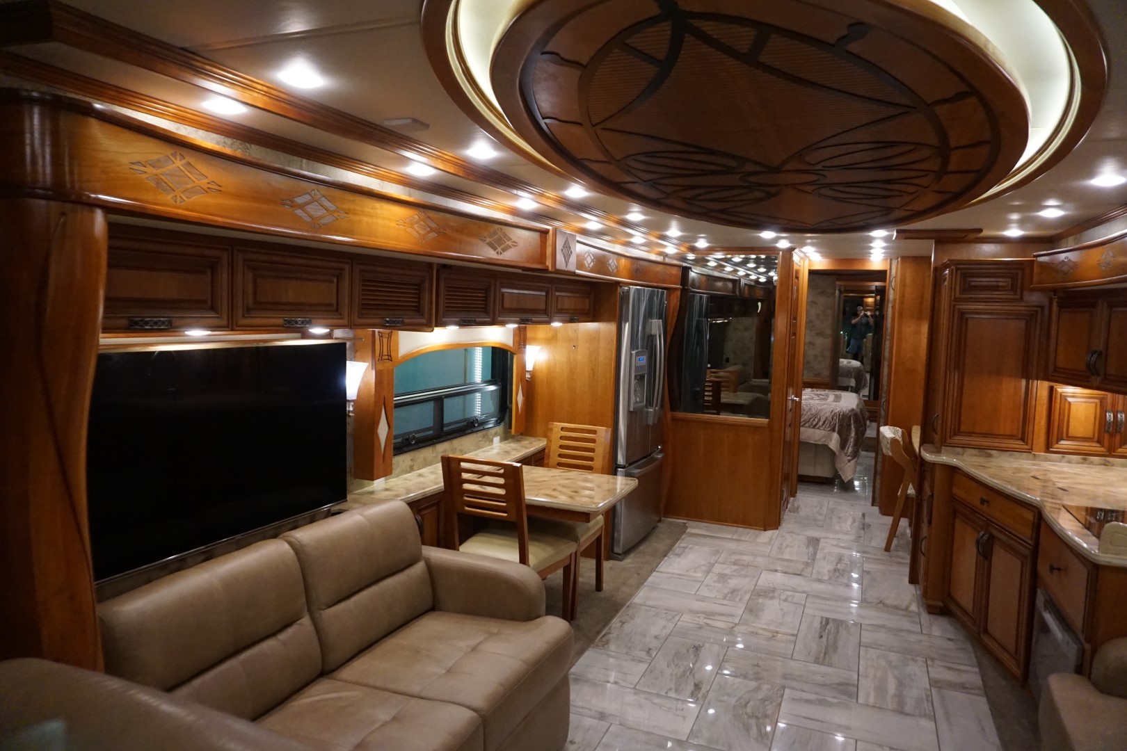 Interior photo of 2015 NEWMAR LONDON AIRE 4599